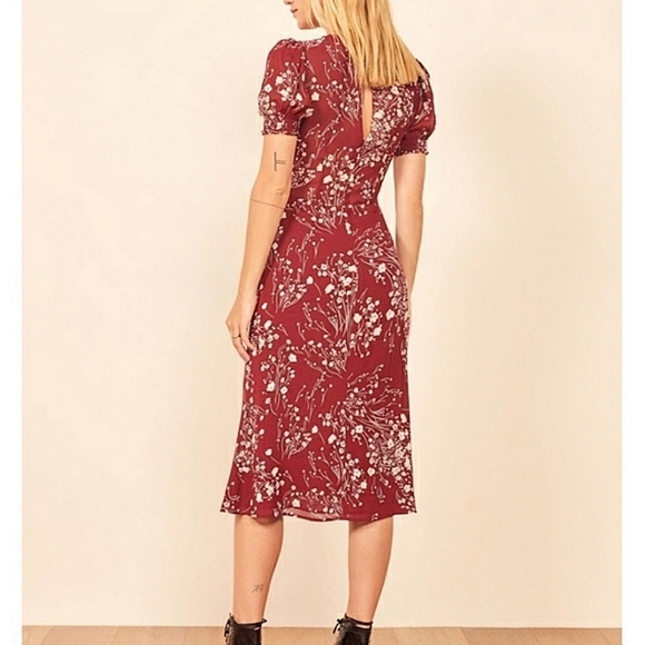 Red Floral Smocked Puff Sleeve Midi Dress - Picture 2 of 15